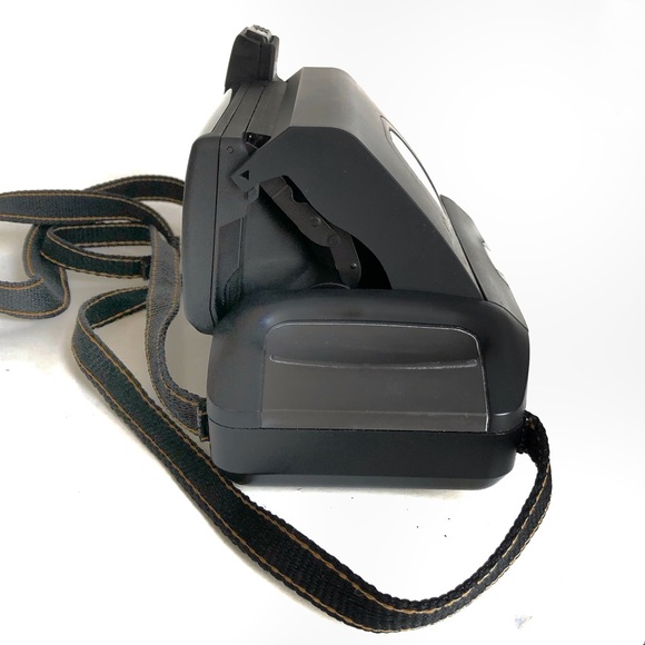 Vintage Polaroid Captiva SLR Camera f12/107mm Auto Focus 95 Film - Picture 4 of 8